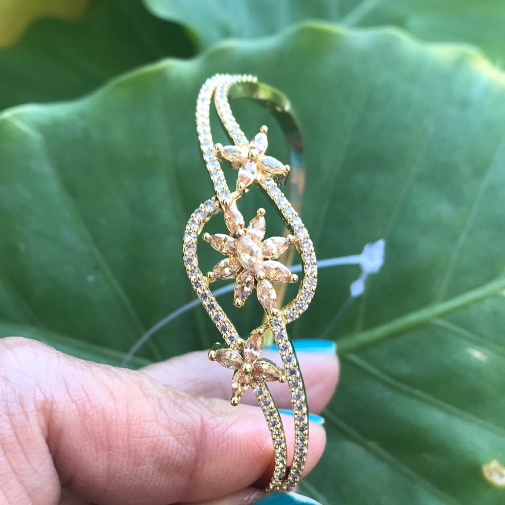 Bracelet - Picture 3 of 5